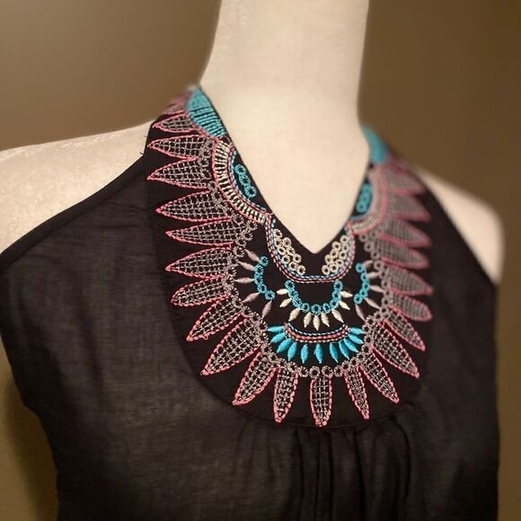 Passport Embroidered Halter Top - Picture 4 of 10